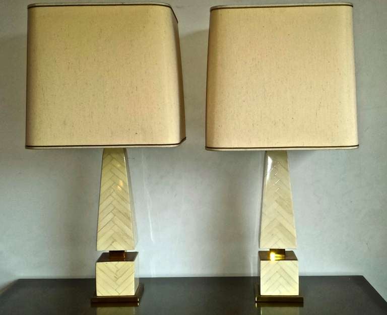 Awesome superb pair of ivory like marquetry obelisk lamps with gold bronze base.
