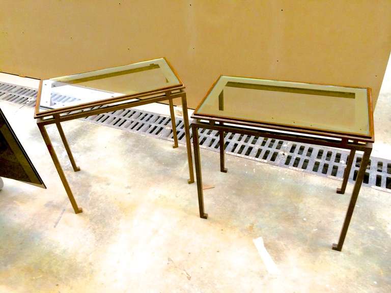 Mid-Century Modern Maison Ramsay Pair of Side Tables in Gilded Wrought Iron with Mirrored Top For Sale