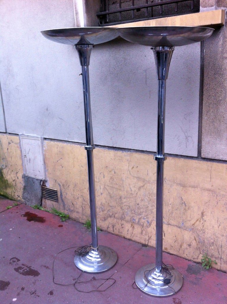 Modernist Pair of Nickeled Standing Lamp Attributed to Mallet Stevens For Sale 4