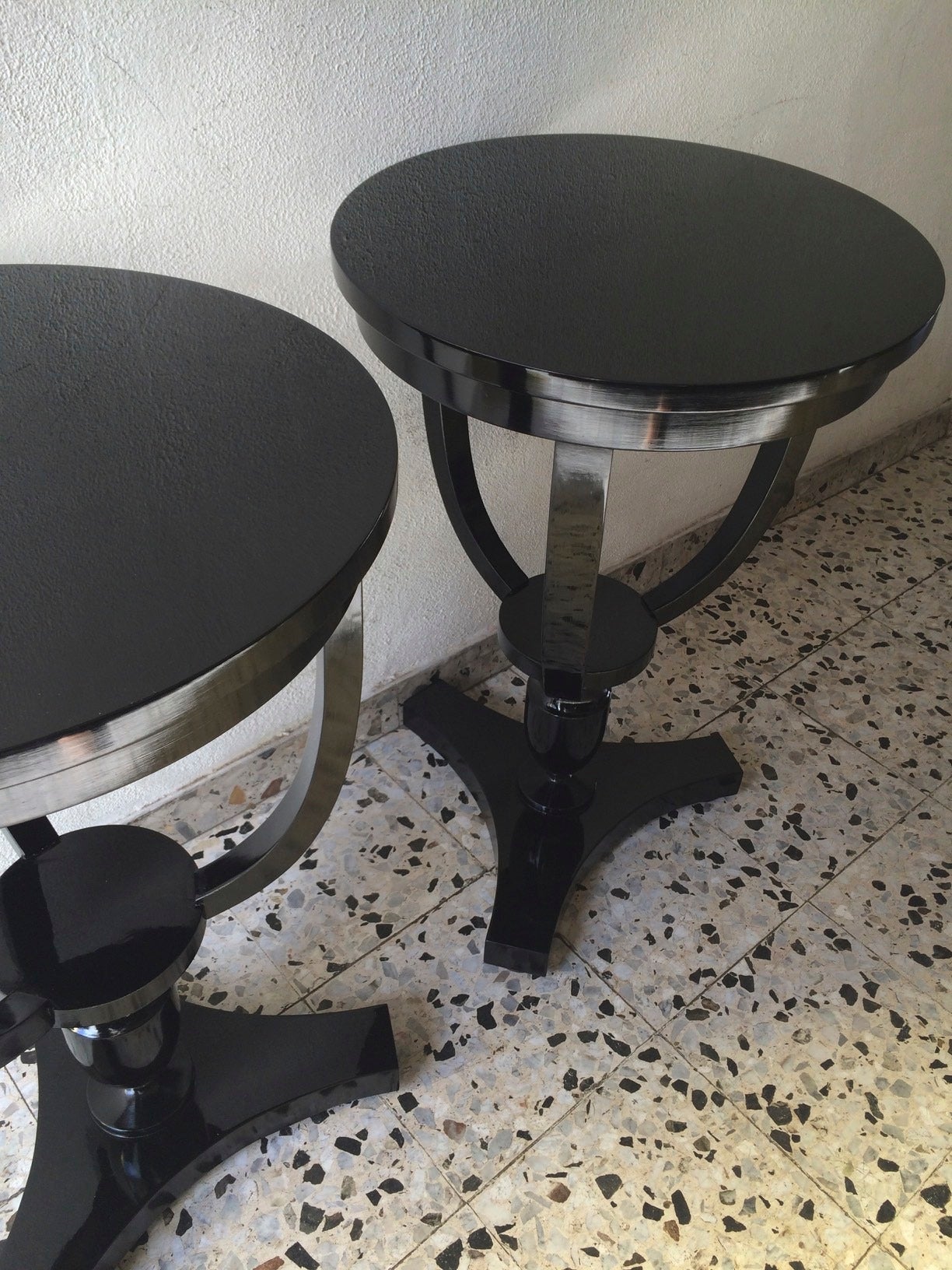Mid-20th Century Maison Jansen 1940s Neoclassic Superb Pair of Black Lacquered Side Tables