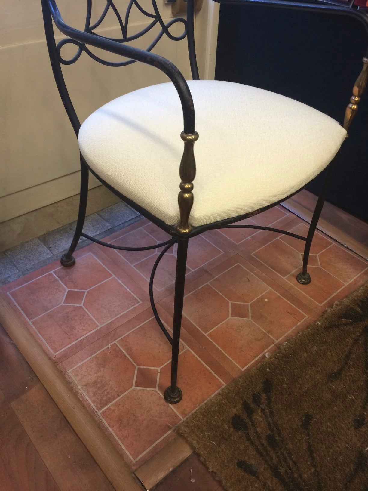 Rene Prou 1940s Dining Set of Two Armchairs and Six Chairs Newly Covered In Excellent Condition For Sale In Paris, ile de france