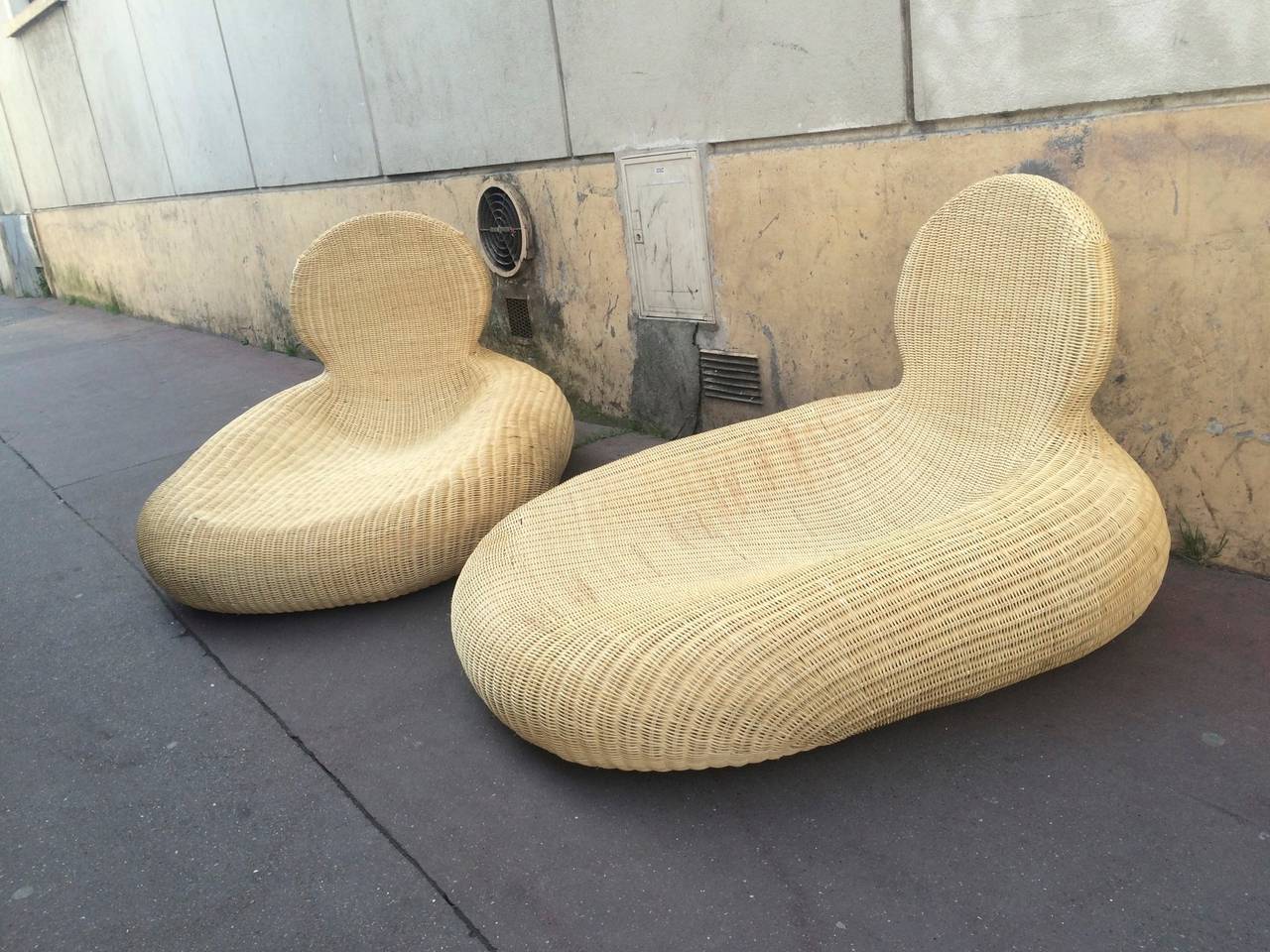 Awesome Pair of Anthropomorphic Rattan Lounge Chairs 2