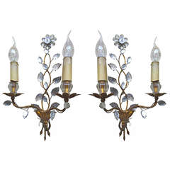 Maison Baguès 1940s Genuine Extremely Refined Pair of Floral Gold Leaf Sconces