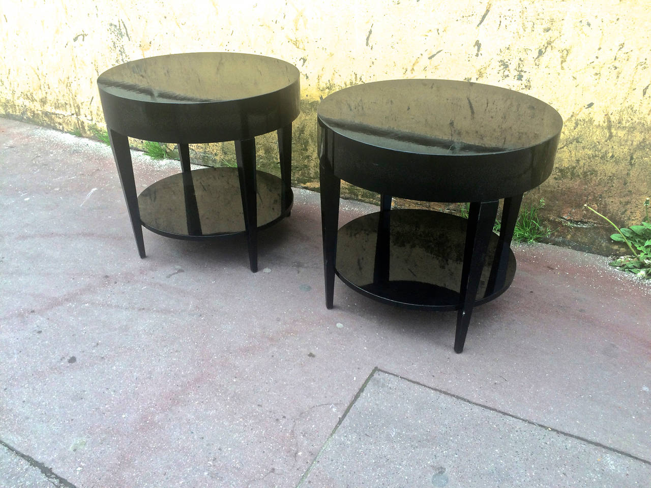Mid-Century Modern Black Lacquered Pair of Two-Tier Side Tables For Sale