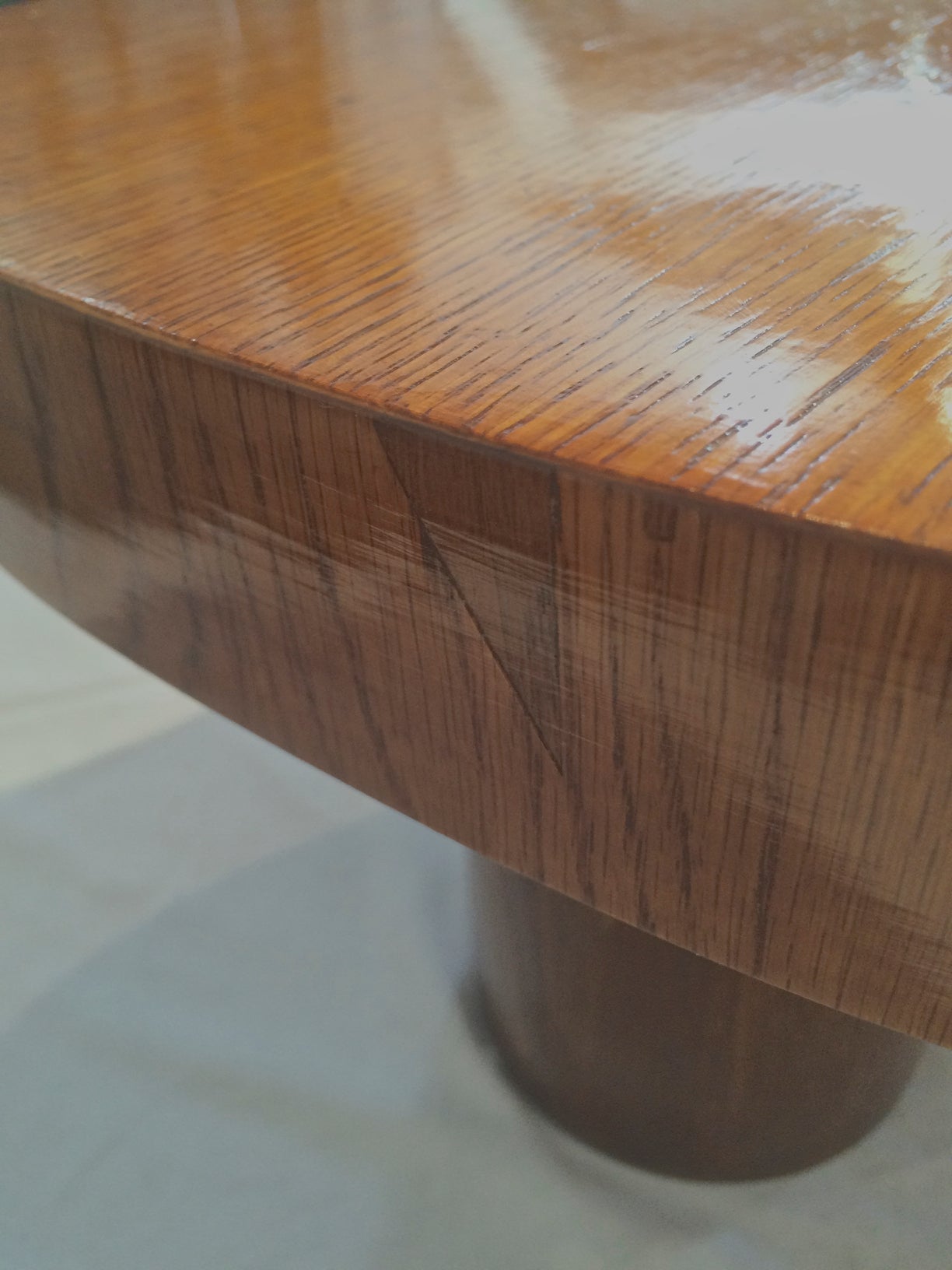 Metà XX secolo Tavolino da caffè in Oak Oak di Jean Royère, modello 