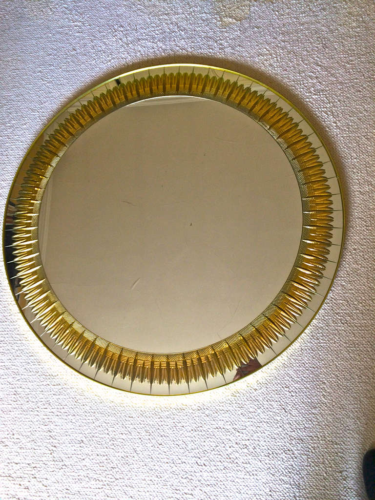 Large 1960's Circular Mirror with Ray Gold Ear Corn Engraved Glass Frame 3