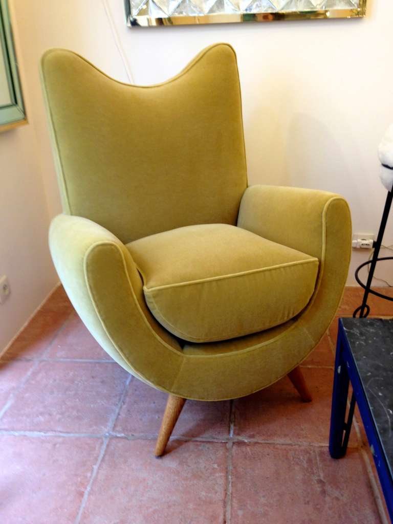 Jean Royere genuine documented salon model "Ambassador" with one couch and two chairs, (original vintage condition of the set can be seen in 3 last pictures).
Newly restored and reupholstered in yellow wool mohair, documented in 
Jean