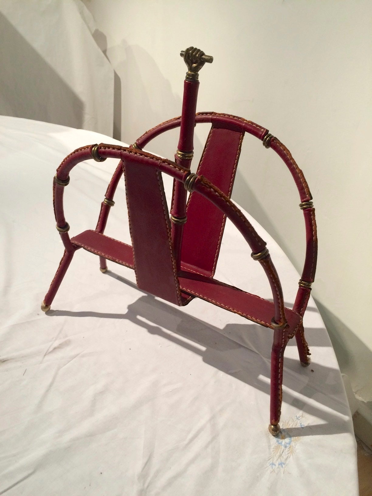 Jacques Adnet Hand-Stitched Leather Magazine Rack in Red Hermès Color In Good Condition In Paris, ile de france
