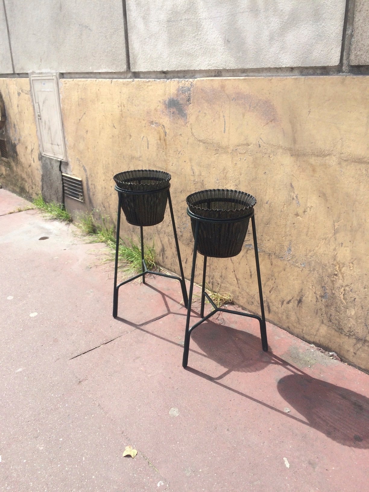 Mid-Century Modern Mathieu Matégot Pair of Planters in Wrought Iron and Rigitule For Sale