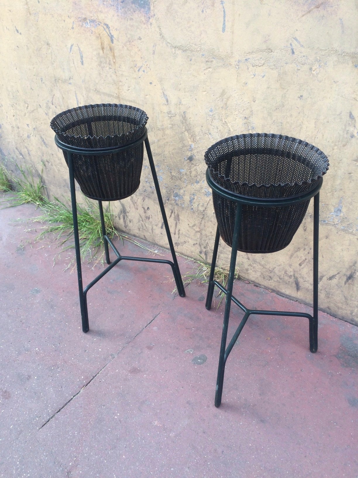 Mathieu Matégot Pair of Planters in Wrought Iron and Rigitule For Sale 1