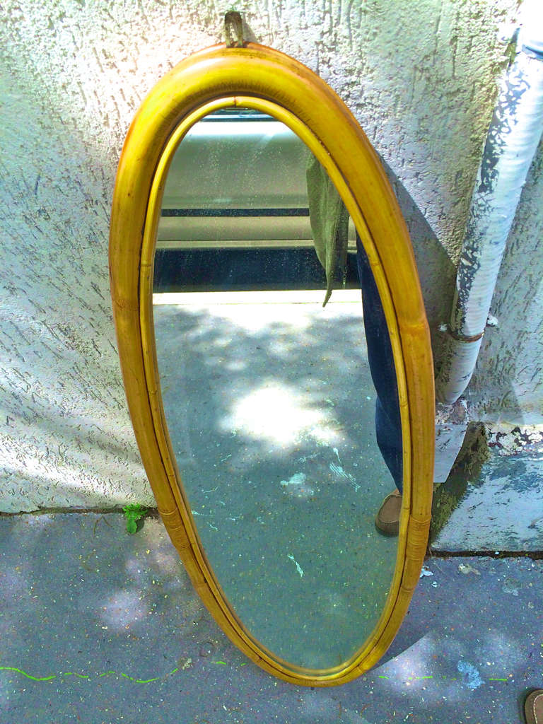 Mid-20th Century 1950s Riviera Superb Design Long Oval Rattan Mirror in Good Vintage Condition For Sale