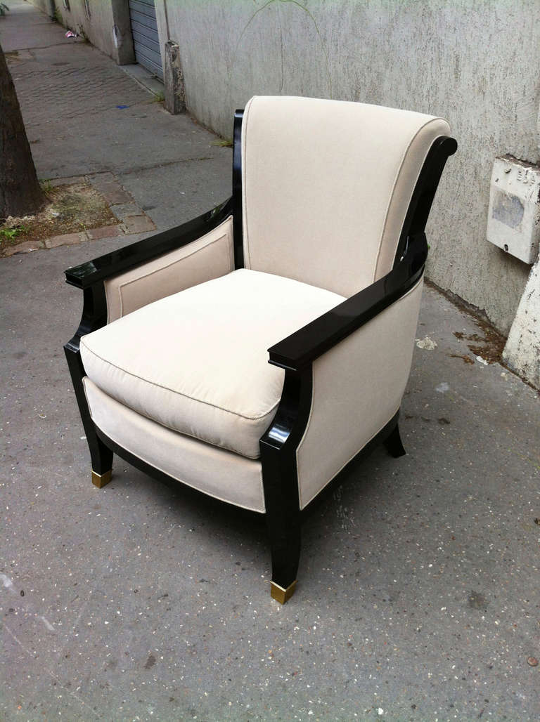 Maison Jansen Pair of Chic 1940s Chairs, Black Lacquered and Newly Upholstered For Sale 1