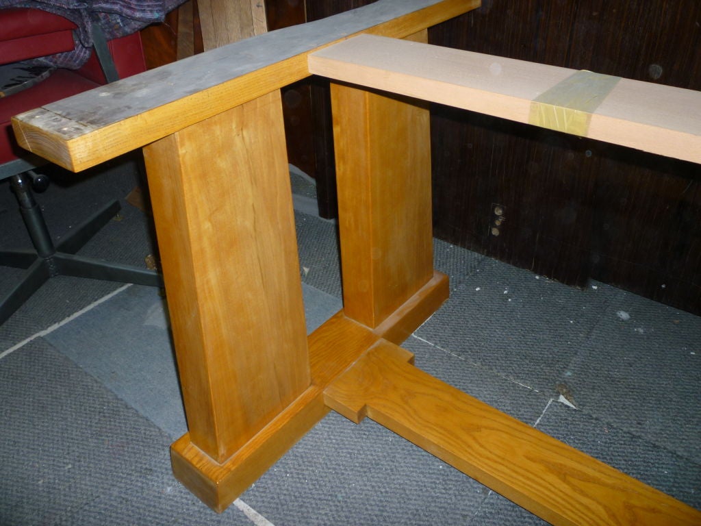 Solid Oak Neoclassic Dining Table In Good Condition For Sale In Paris, ile de france