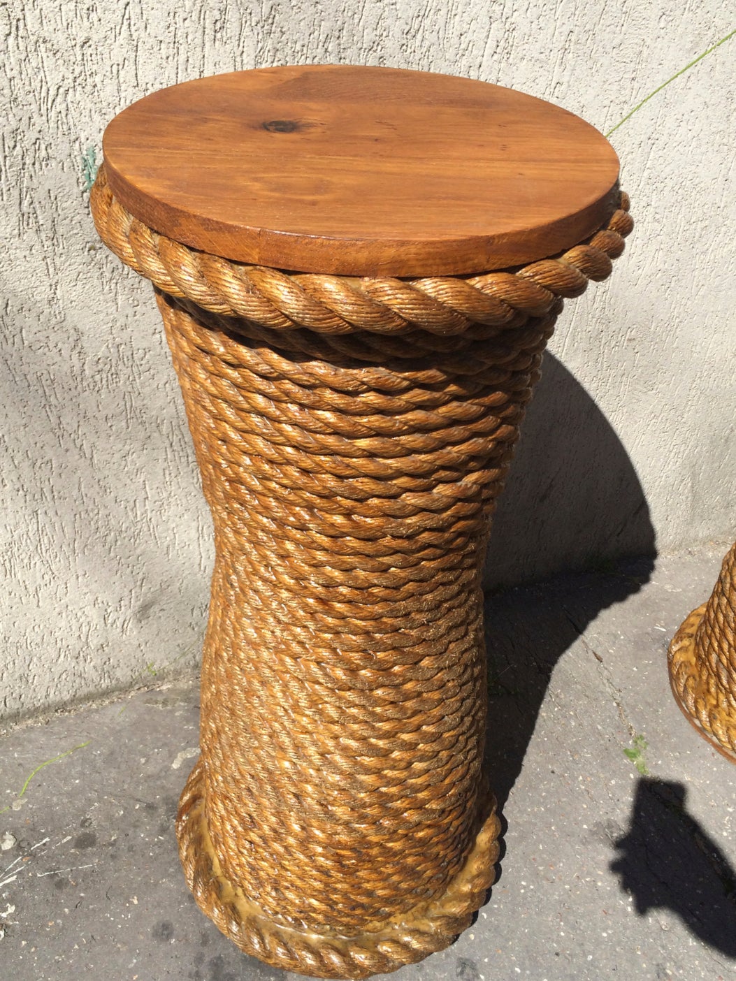 Spectacular Riviera Barstools or Pedestals in Thick Rope, 1950s In Excellent Condition For Sale In Paris, ile de france