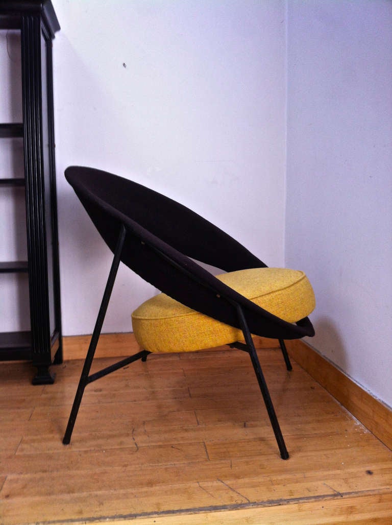 Mid-20th Century Comfortable Pair of Saturn Chairs by Genevieve Dangles and Christian Defrance