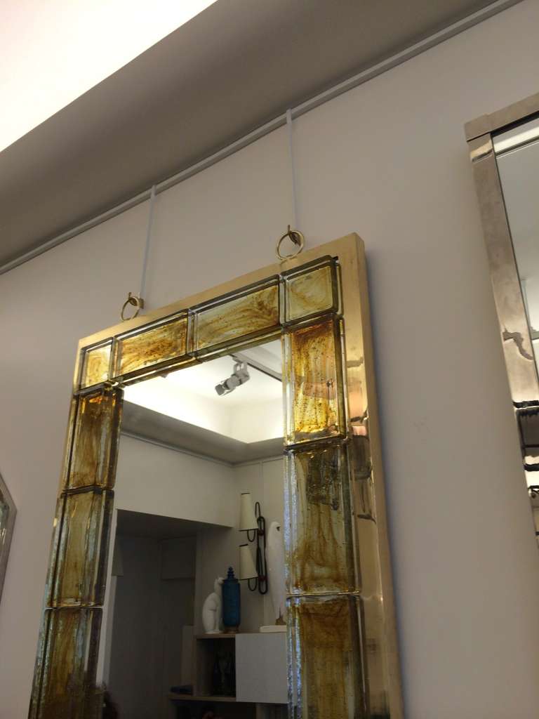 Andre Hayat Contemporary Mirror in Honey Gold Bricks with Gold Bronze Frame In Excellent Condition For Sale In Paris, ile de france