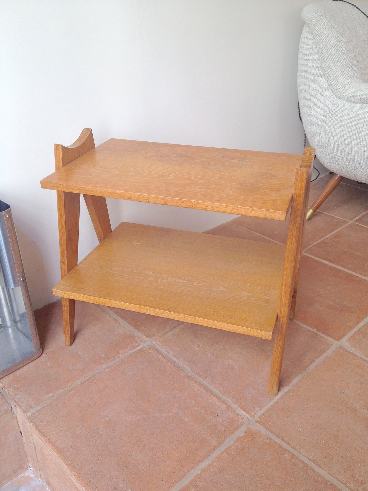 Maxime Old Pair of Two-Tier Side Tables with Scissors-Design Sides In Good Condition In Paris, ile de france