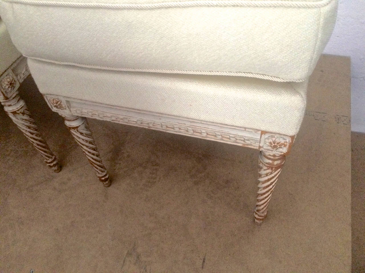 Maison Carlhian Pair of Stools Newly Covered in Linen Cloth In Excellent Condition For Sale In Paris, ile de france