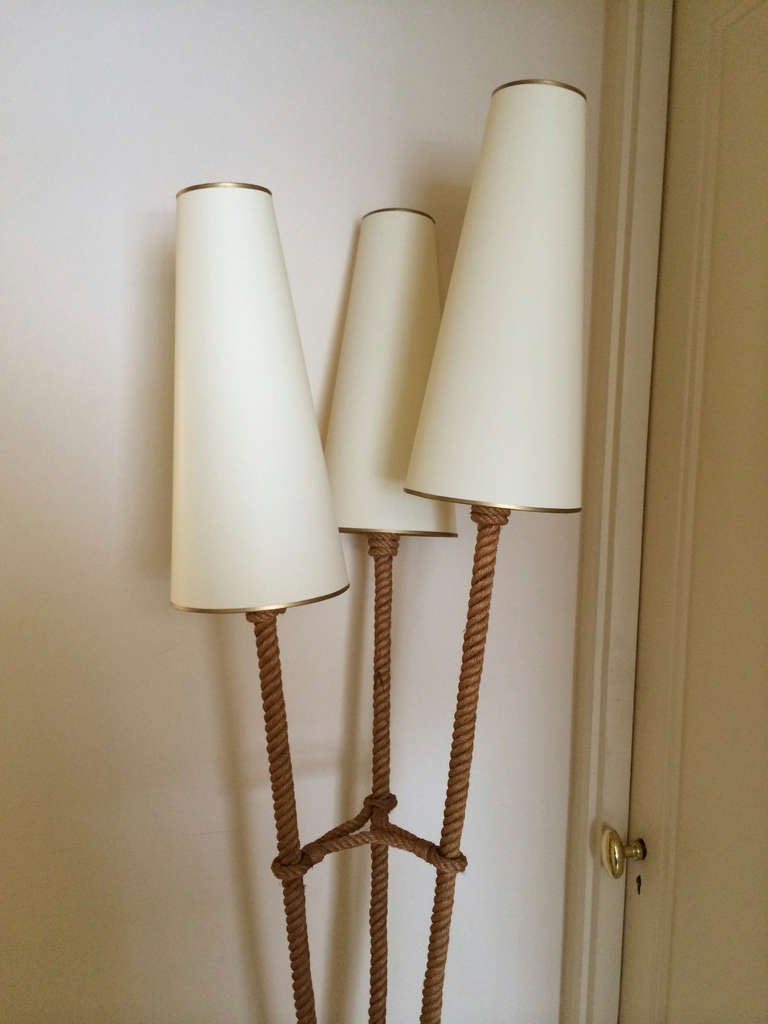 Charming Tri-Pod Rope, Standing Lamps in Good Vintage Condition For Sale 2