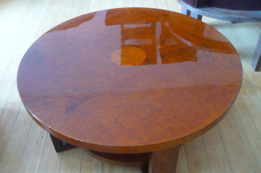 French Art Deco Modernist Round Coffee Table in Burl