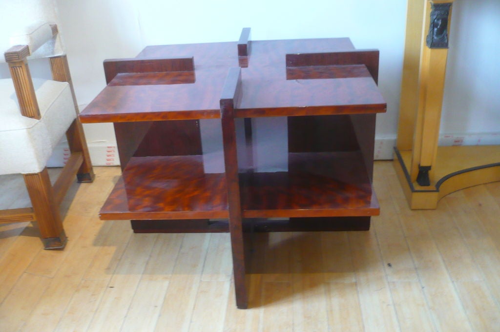 Art Deco Modernist Coffee Table in Burl In Excellent Condition For Sale In Paris, ile de france