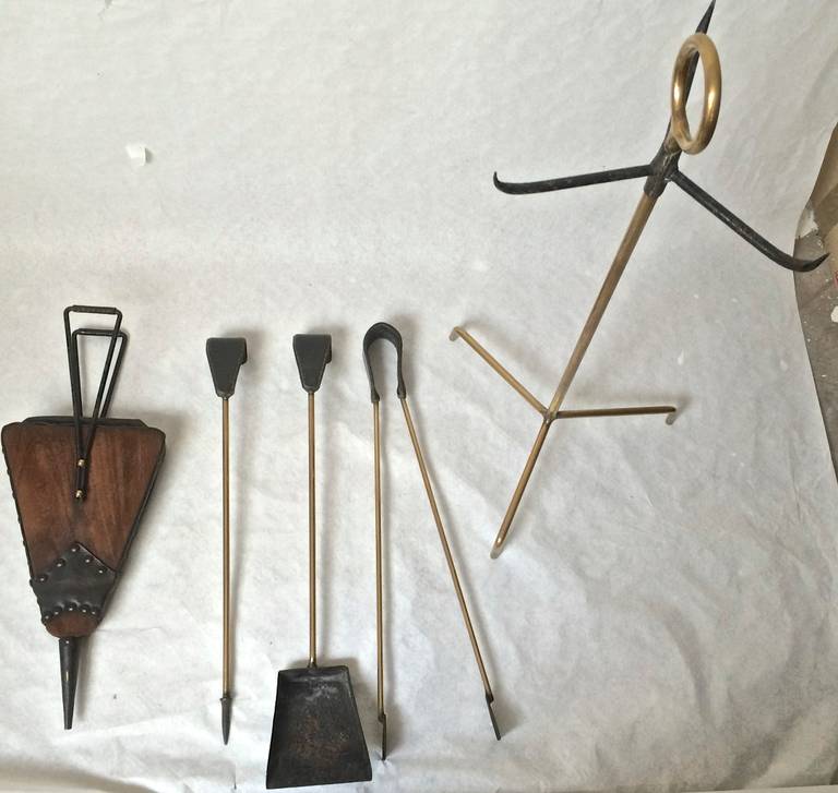 Jacques Adnet 1940s Black Hand-Stitched Leather Fire Tools in Genuine Condition In Good Condition In Paris, ile de france