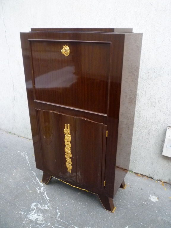Signed Jules Leleu 1940s Bar Cabinet in Mahogany and Gold Bronze In Excellent Condition For Sale In Paris, ile de france