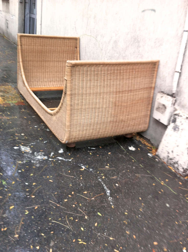 Jean Royere Genuine Documented Superb Day Bed in Good Condition of Rattan 3