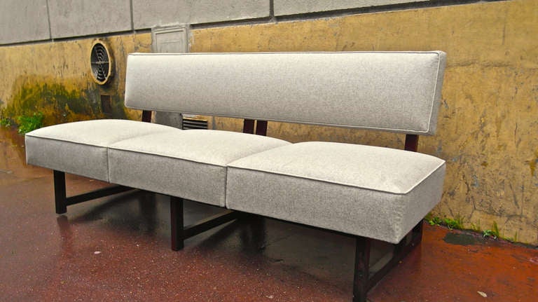 Andre Sornay, Rare Modernist Three-Seat Couch, Newly Covered in Beige Kvadrat For Sale 2