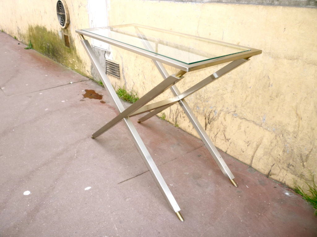 French 1970s Very Pure Design Small Console in Steel, Glass and Brass For Sale