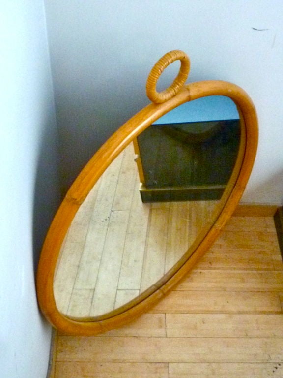 Spectacular Large Round Bamboo Mirror with Hanging Ring In Good Condition In Paris, ile de france