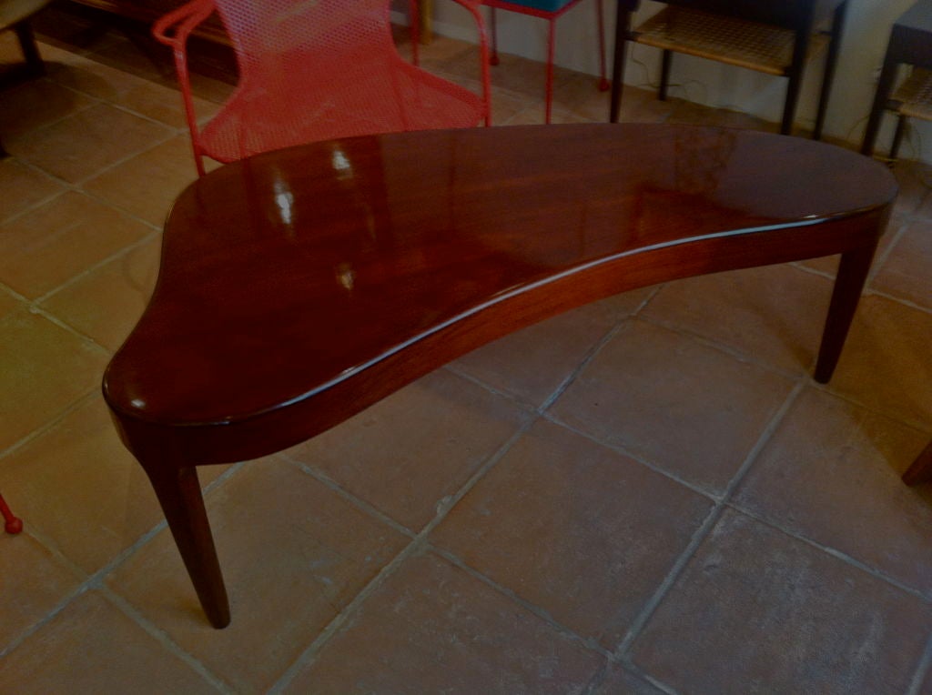 Boomerang Shaped   3 Legs Mahogany Superb Design Coffee Table In Good Condition In New York, NY