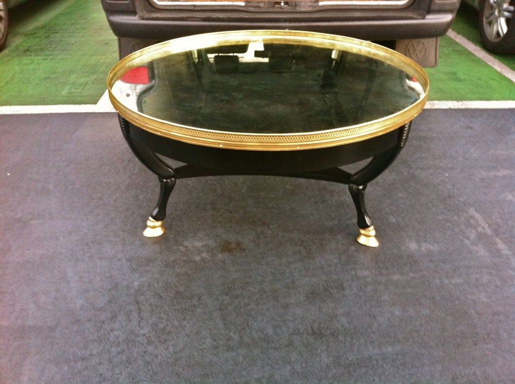 Maison Jansen 1940s Tri-Leg Black Varnish and Gold Bronze For Sale 5