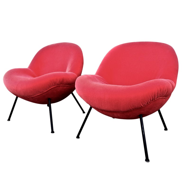 "Lips" shaped rare pair of 50s chairs covered in pink velvet at 1stdibs