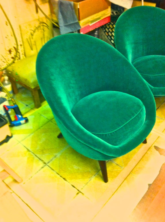 Pair of Egg Chairs in the Style of Jean Royère, Covered in Green Mohair 4