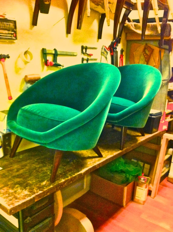 Velvet Pair of Egg Chairs in the Style of Jean Royère, Covered in Green Mohair