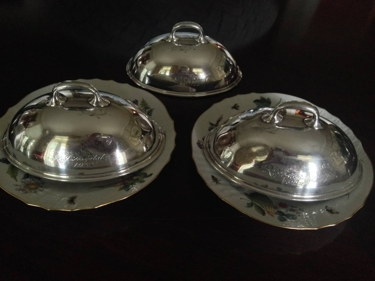 Three Small Silver Dish Covers or Food Warmers, American, 1920s In Excellent Condition For Sale In Savannah, GA