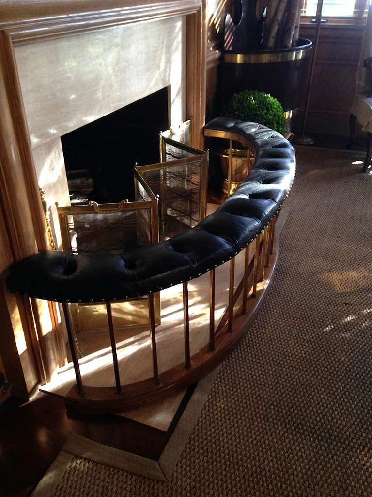 Bow-Shape French Fireside Club Fender with black leather tufted seat In Excellent Condition For Sale In Savannah, GA
