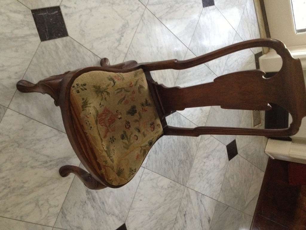 Wood Queen Anne Walnut Side Chair