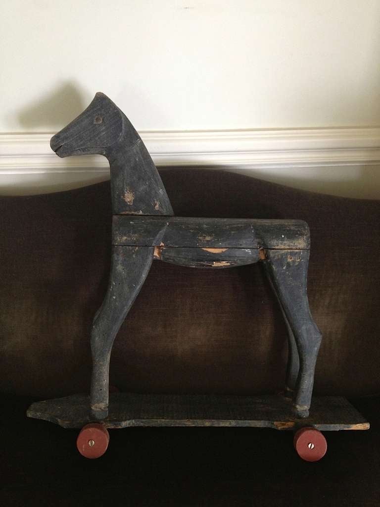 Primitive French Carved Toy Horse In Good Condition For Sale In Savannah, GA
