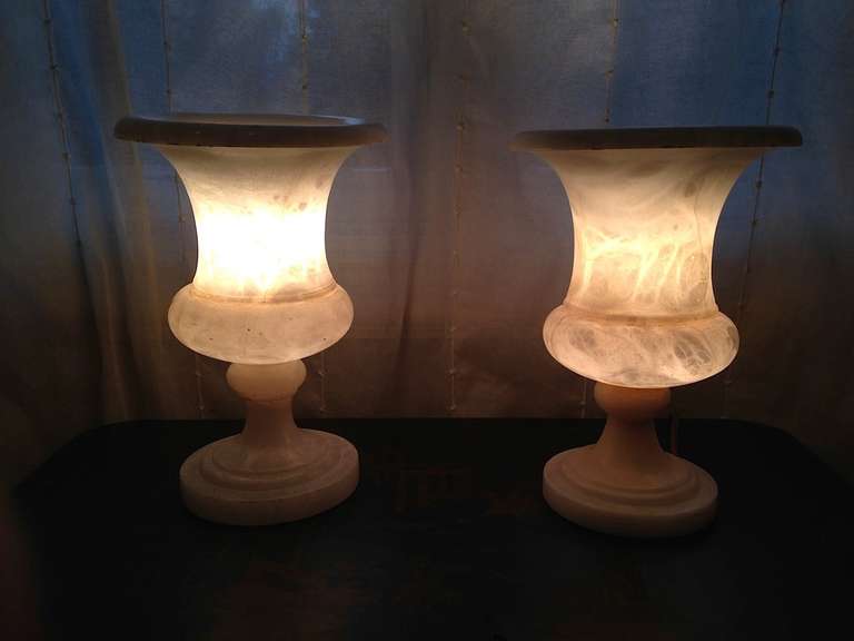 Near Pair of Alabaster Urn Lamps In Good Condition In Savannah, GA