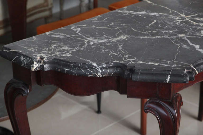 Fine Pair of Portuguese Rococo Rosewood and Marble Consoles For Sale 1