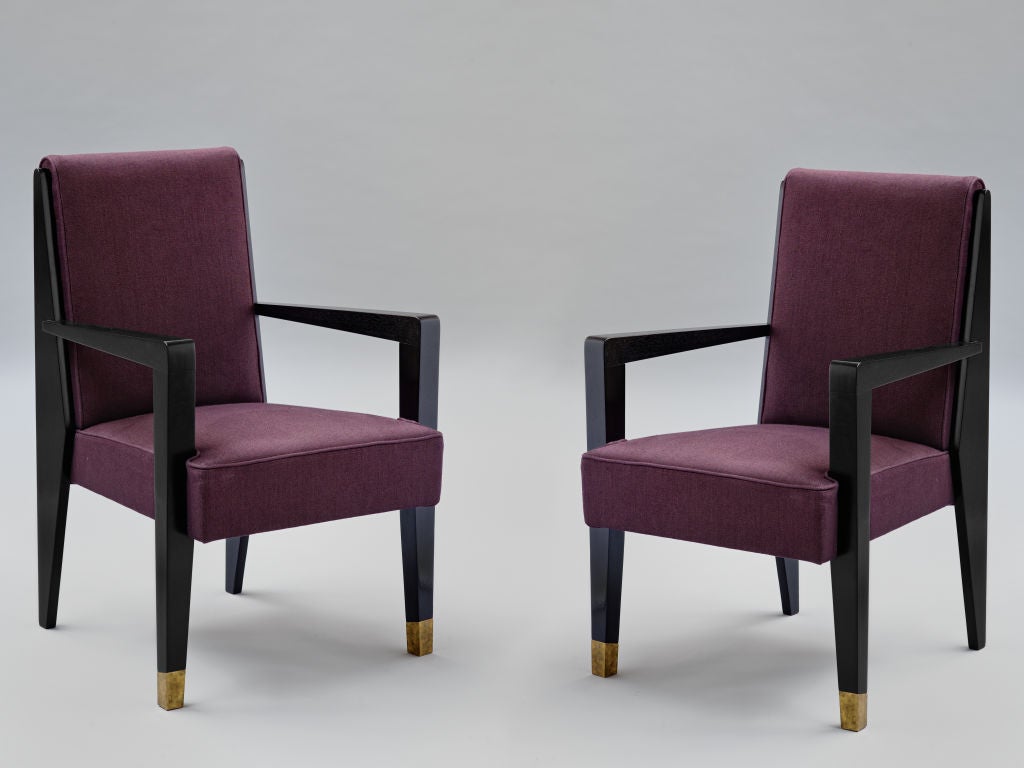 Pair of armchairs<br />
<br />
Structure in darkened mahogany<br />
<br />
Upholstery in purple fabric<br />
<br />
Forelegs decorated with 2 ferrules gilded with gold leaf<br />
<br />
Bibliography: Bruno Foucart and Jean-Louis Gaillemin 