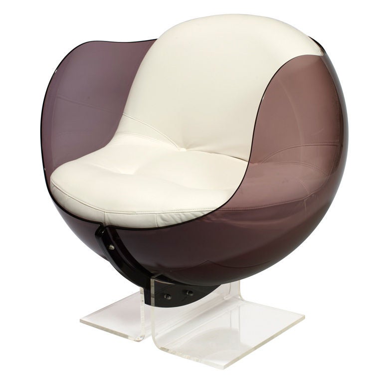 Armlesschair (out of a false pair)<br />
Tinted perspex shell for one and clear perspex for the other<br />
Seat in white leather
