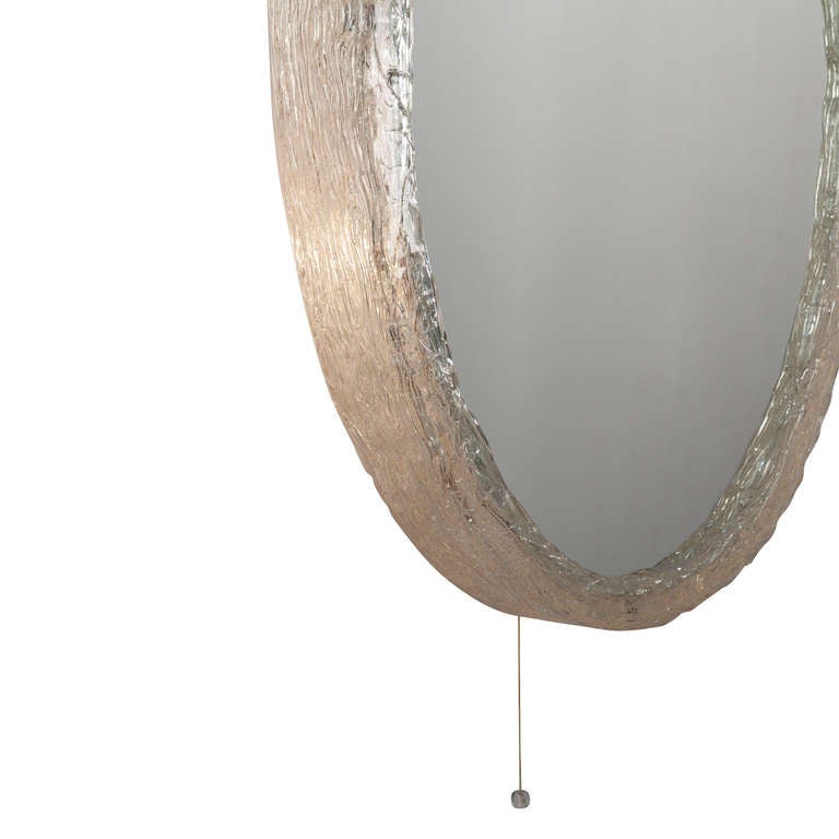 Threaded Resin Frame Mirror In Excellent Condition In Brooklyn, NY