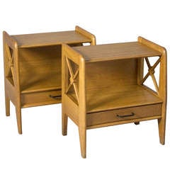 Pair of Single Drawer Oak End Tables Pair of Single Drawer Oak End Tables