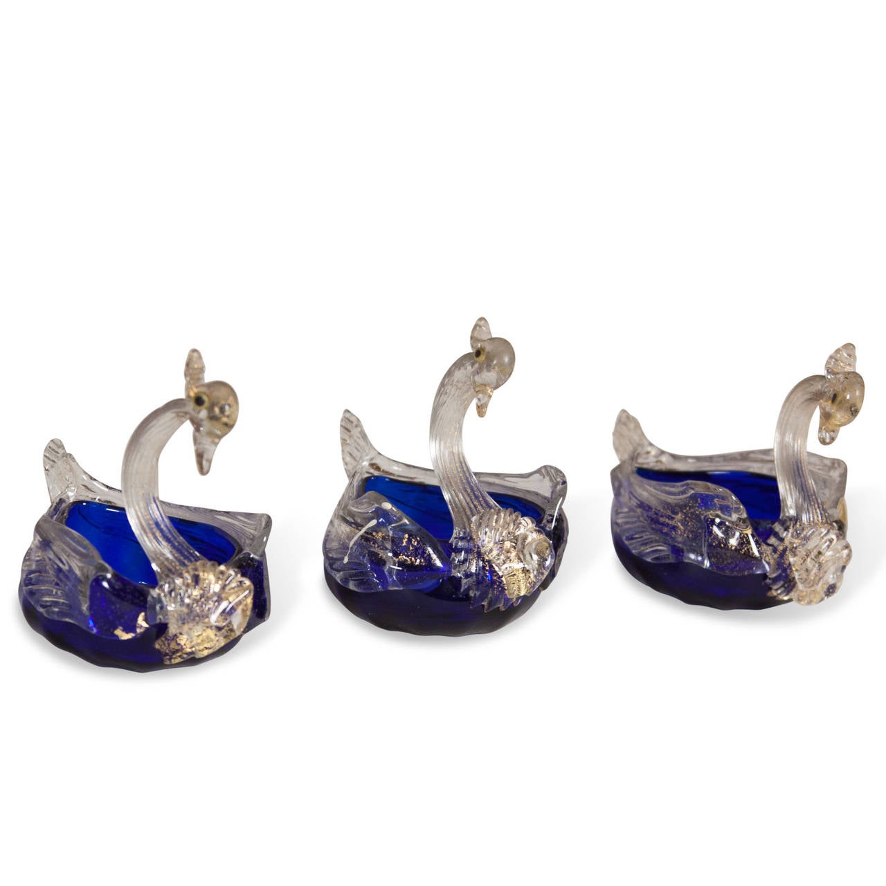 1960s Murano Glass Swans, Set of Three In Excellent Condition For Sale In Brooklyn, NY