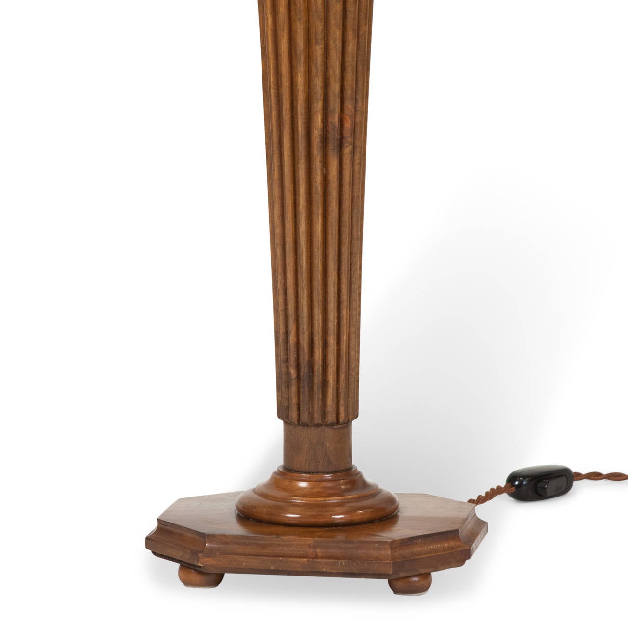 Mid-20th Century Italian Fluted Column Fruitwood Table Lamps, Pair For Sale