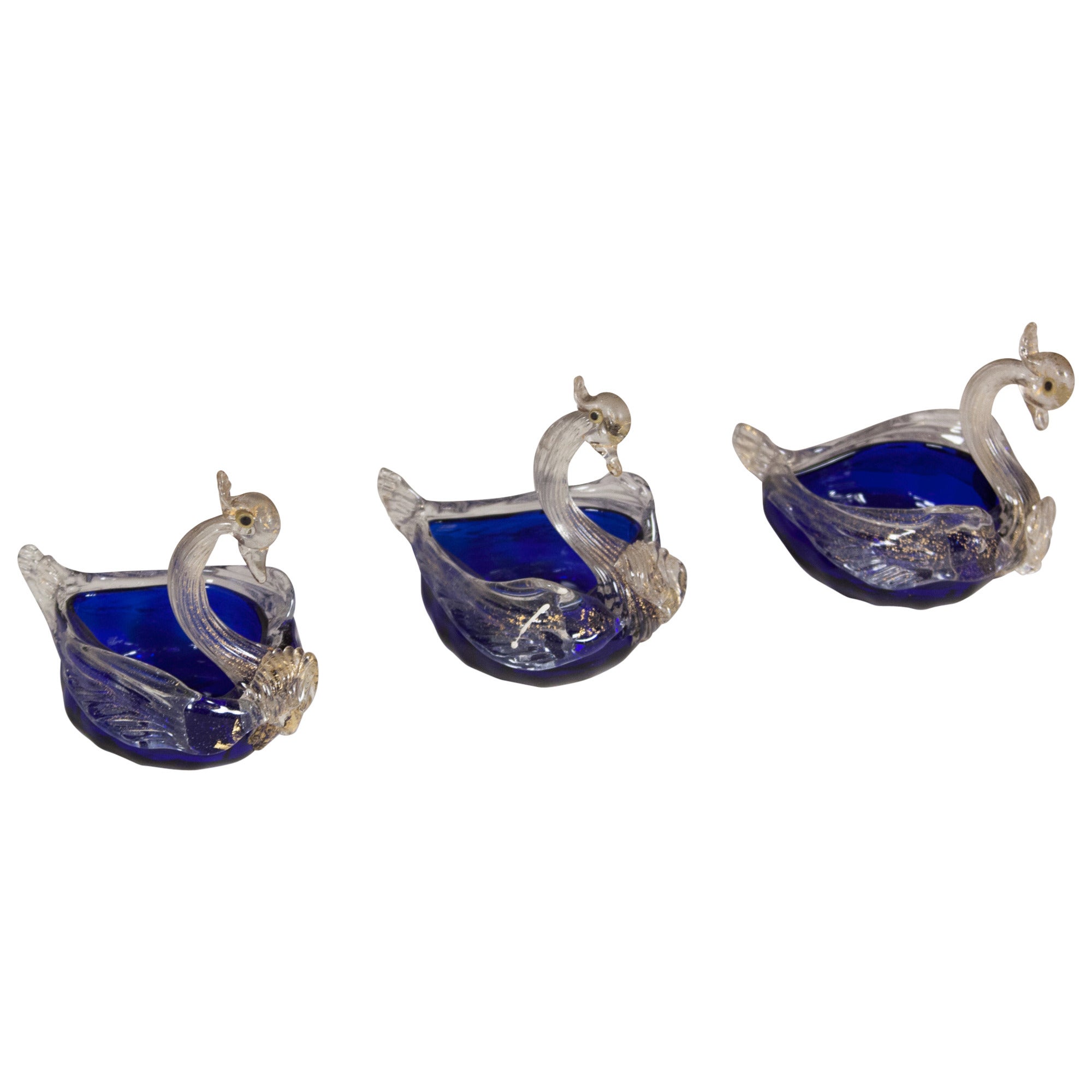 1960s Murano Glass Swans, Set of Three For Sale