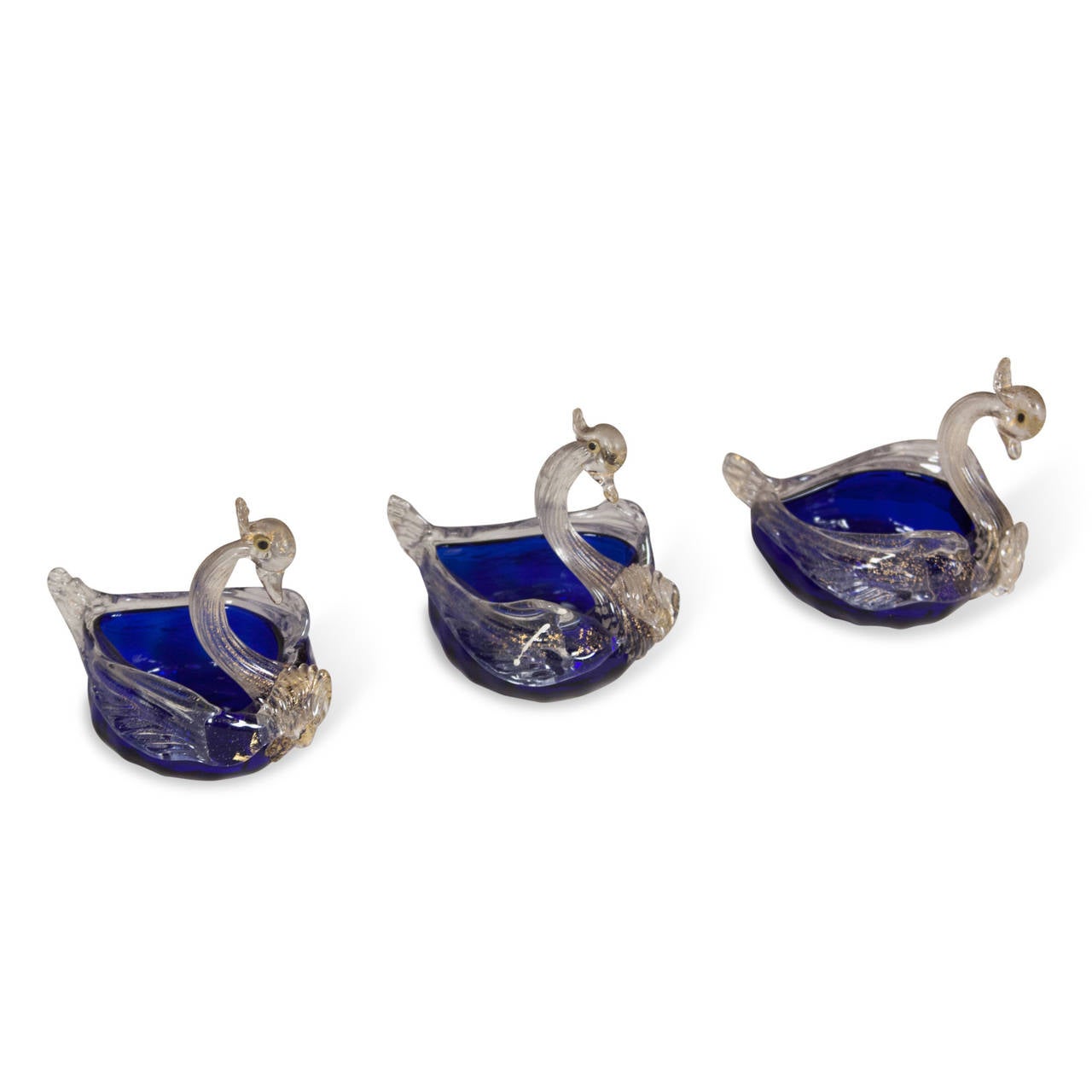  Set of Three Murano Glass Swans In Excellent Condition For Sale In Brooklyn, NY